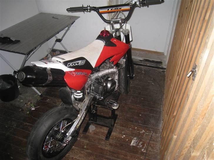 Honda 150 minimotard SOLGT billede 4