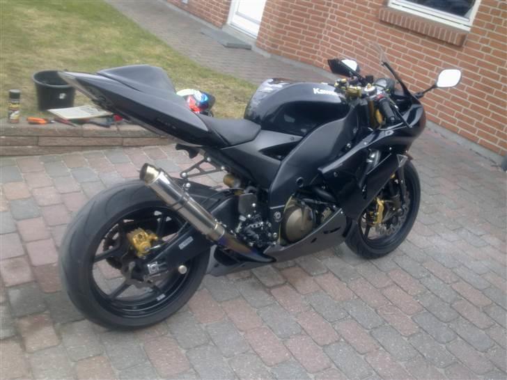 Kawasaki ZX10R billede 1