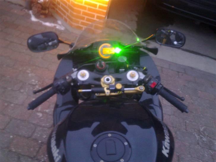Kawasaki ZX10R billede 3