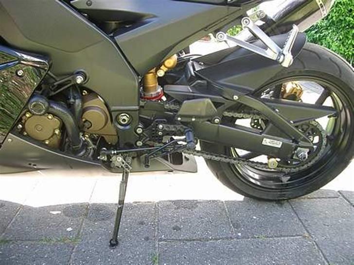 Kawasaki ZX10R billede 7