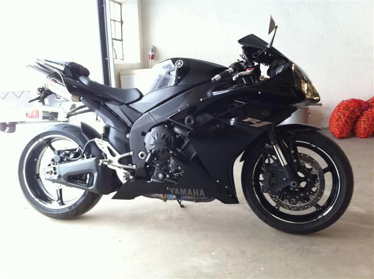 Yamaha R1 Stjålet  billede 3