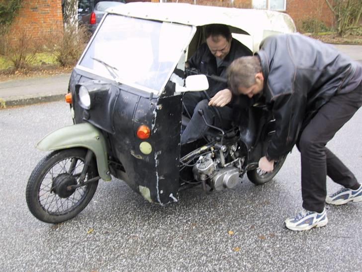 Silk Duo Simson (Solgt) - Den arm der stikker op er geararmen 1 frem 2 frem 3 frem 4 frem og så starter den forfra alså springer den fra 4 til 1 og selfølgelig har den auto kobling , det er jo GL modellen  billede 2