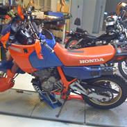 Honda NX