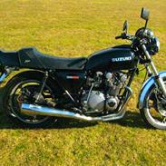 Suzuki GS 550