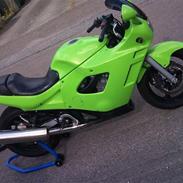Suzuki gsx600f