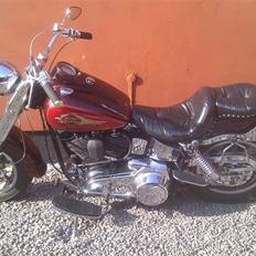 Harley Davidson FLH "Solgt"