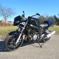 Suzuki sv 1000