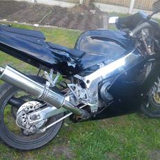 Kawasaki zxr 750