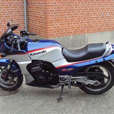 Kawasaki Gpz 900R   SOLGT!!