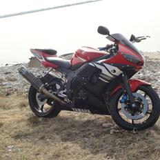 Yamaha Yzf R6 Solgt