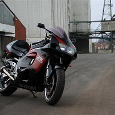 Suzuki Gsxr 750 SRAD