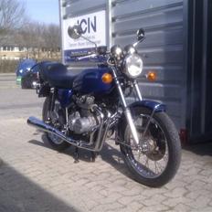 Honda CB 400 F
