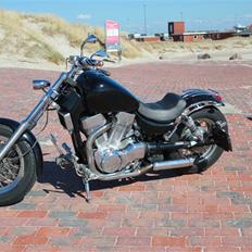 Suzuki VS 1400 Intruder