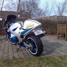 Suzuki GSX-R 600 SRAD