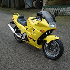 Honda VFR 750 F