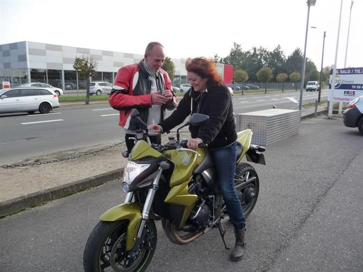 Honda CB1000RA - Min Honda kammerat og jeg snakker køb. billede 4