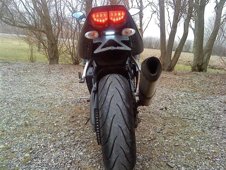 Yamaha YZF R6 billede 8