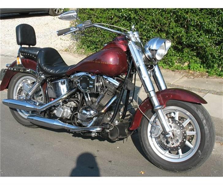 Harley Davidson FLH "Solgt" - Som den så ud da jeg købte den m stretch tank. billede 4