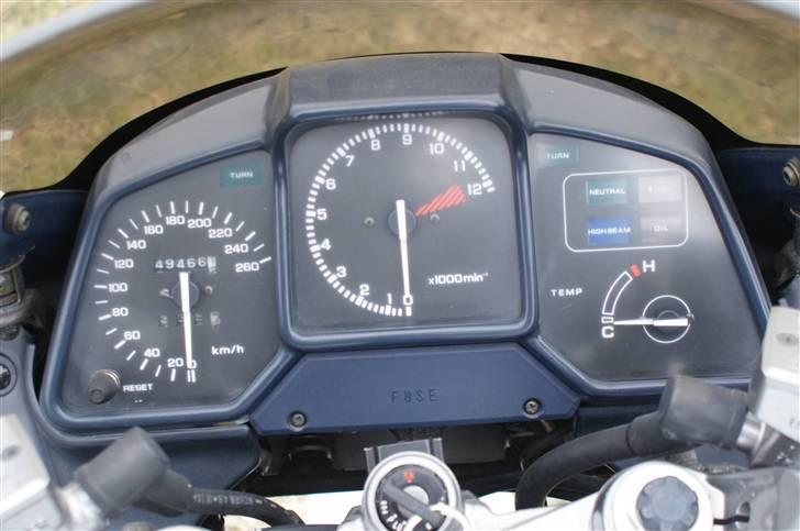 Honda VFR 750 F billede 6