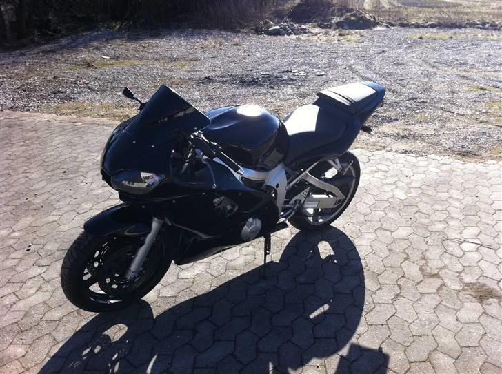 Yamaha YZF R6 billede 2