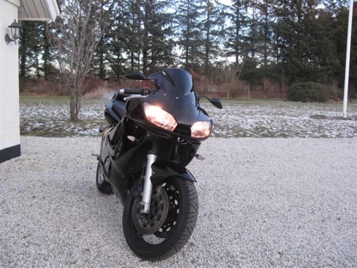 Yamaha YZF R6 billede 4