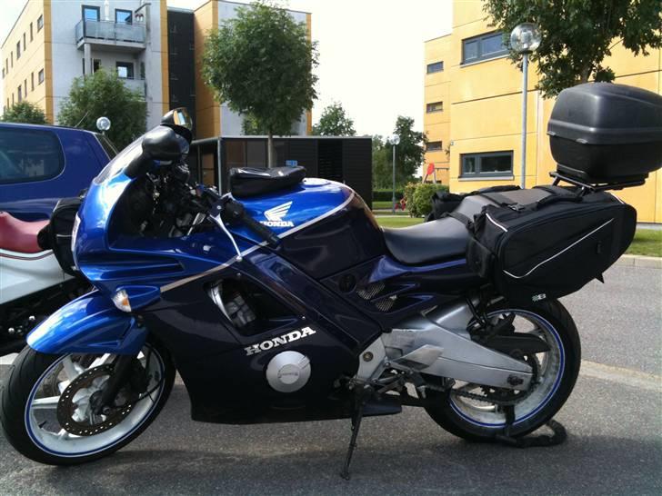 Honda CBR 600 F - SOLGT - Klar til sommerferien 2010 (Sverige) billede 15