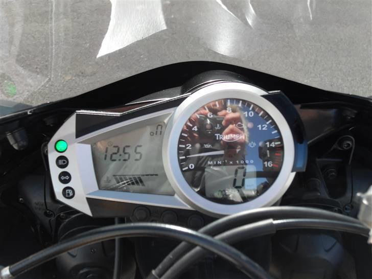 Triumph Daytona 675 (SOLGT) billede 19