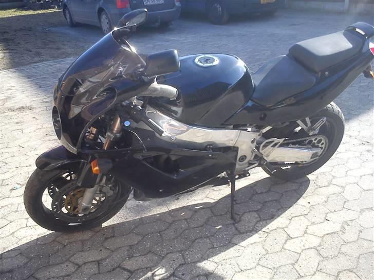 Kawasaki zxr 750 billede 3