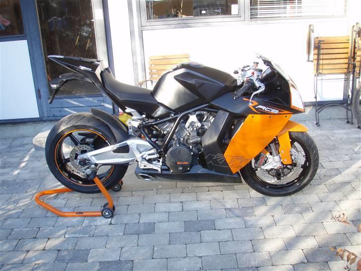 KTM RC 8 billede 2