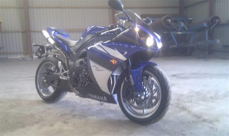 Yamaha YZF R1 billede 6