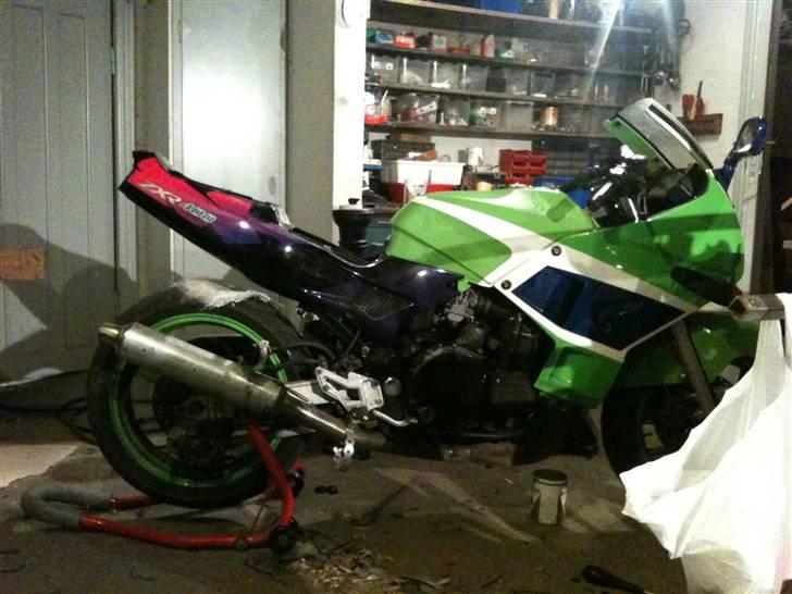 Kawasaki gpx 750 r billede 1