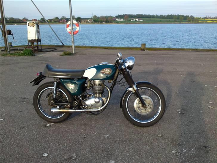 BSA b 44  billede 1