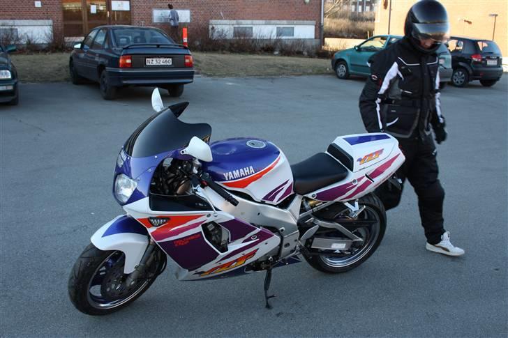 Yamaha YZF 750R (SOLGT) billede 9