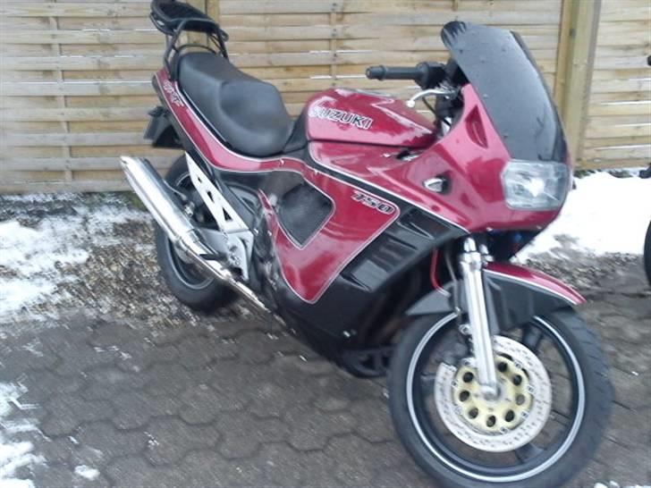 Suzuki GSXF 750 SOLGT billede 2