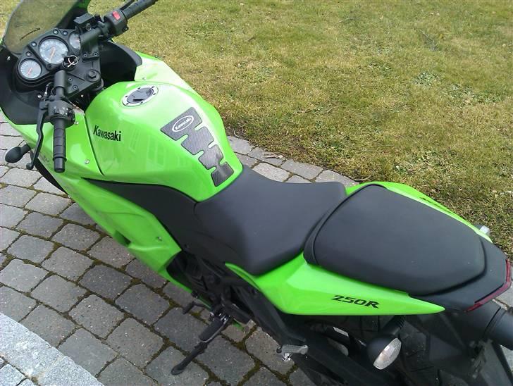 Kawasaki 250r  *solgt* billede 3