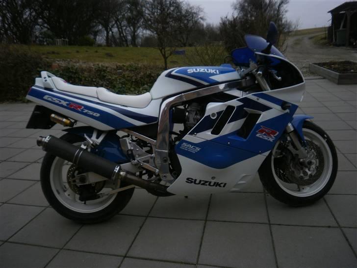 Suzuki GSX R 750 billede 16