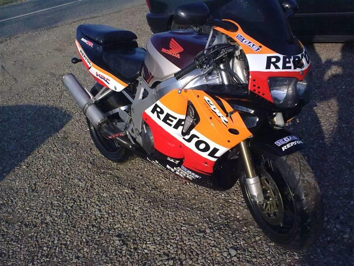 Honda cbr900rr repsol SOLGT billede 2