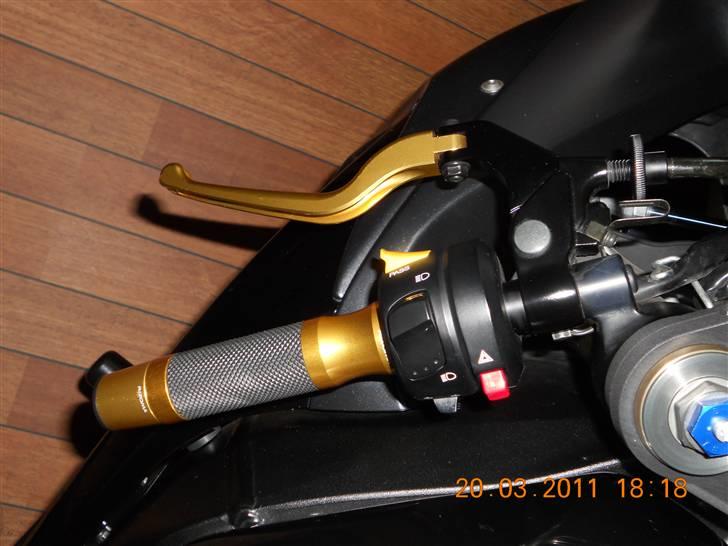 Suzuki gsx r 600 - rizoma  grep billede 4