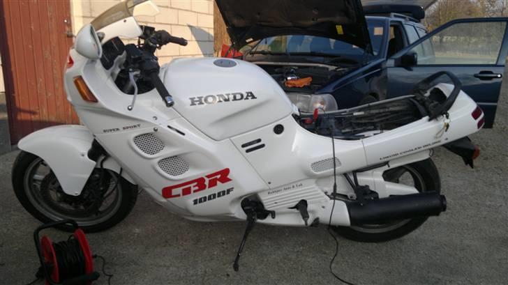 Honda CBR 1000   SOLGT SOLGT - ny cykkel at se på d 20-3-2011  billede 17