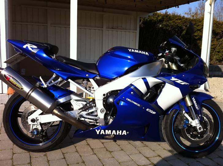 Yamaha yzf R1 billede 1