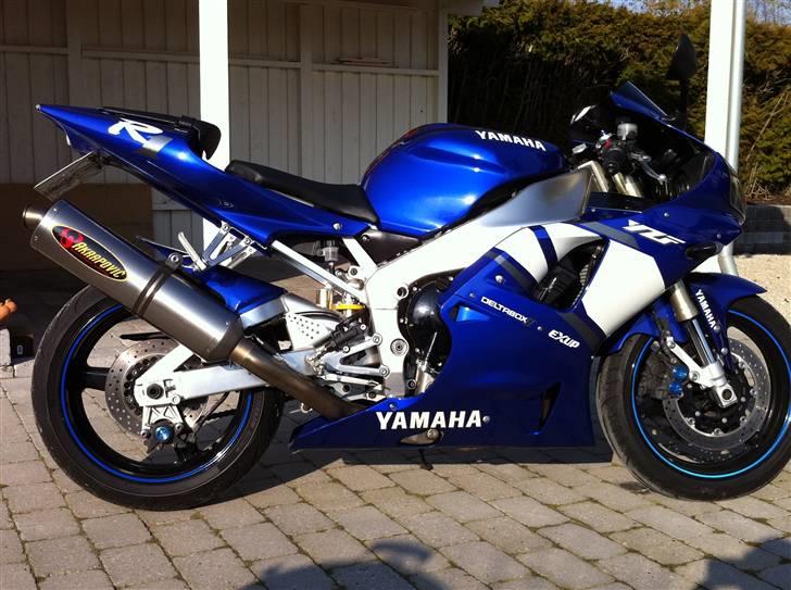 Yamaha yzf R1 billede 4