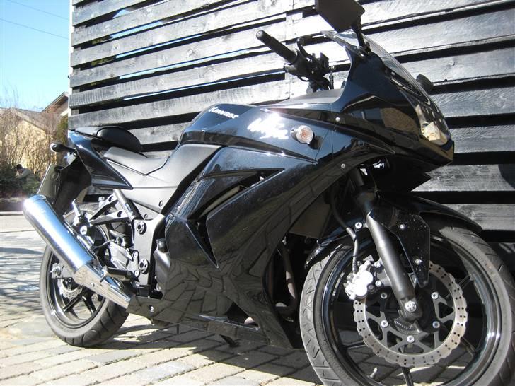 Kawasaki Ninja 250r billede 1