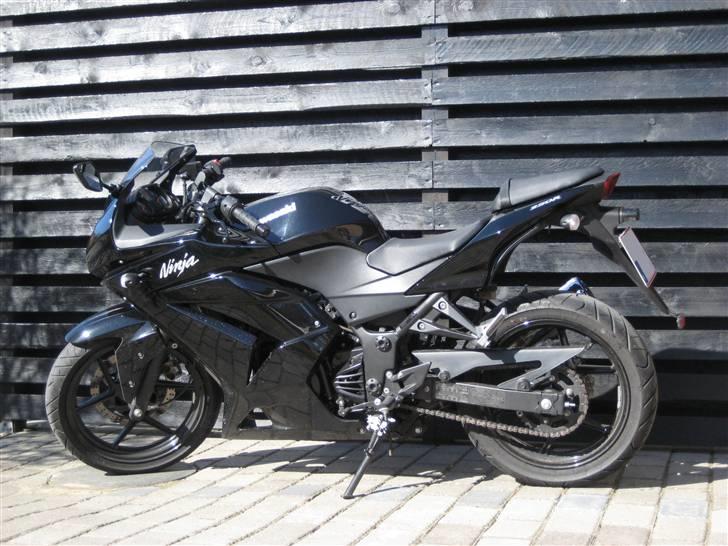 Kawasaki Ninja 250r billede 2