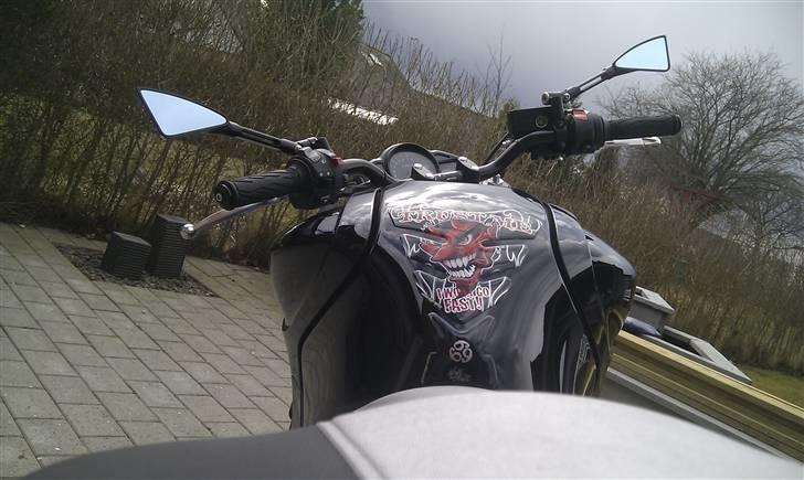Suzuki SFV 650 Gladius K9 - Ser lidt trist ud nøgen.... billede 6