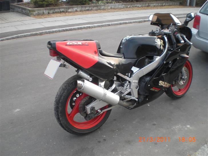 Suzuki gsxr 400 rr sp *solgt* billede 7
