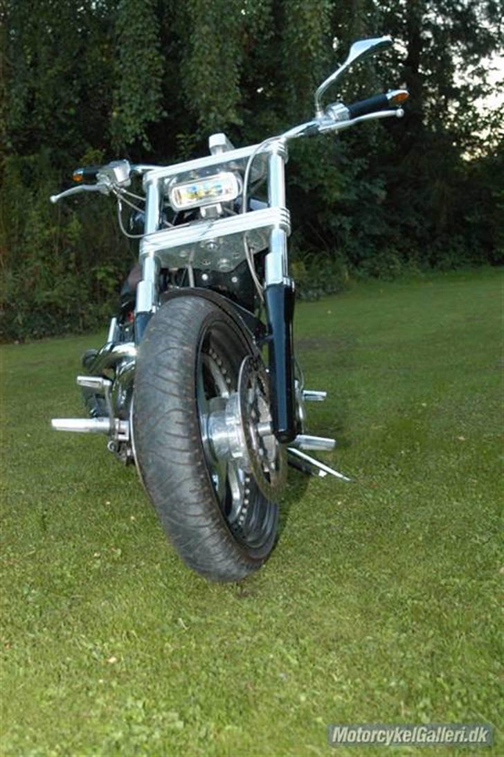 Yamaha vxs 1100 dragstar custom billede 4