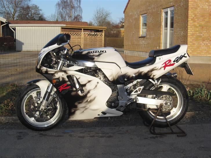 Suzuki gsxr 750 billede 1