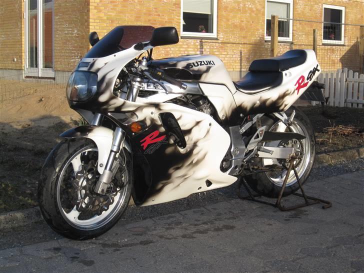Suzuki gsxr 750 billede 2