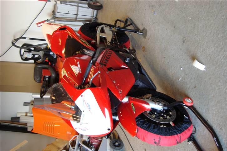 Honda cbr 600 rr billede 3