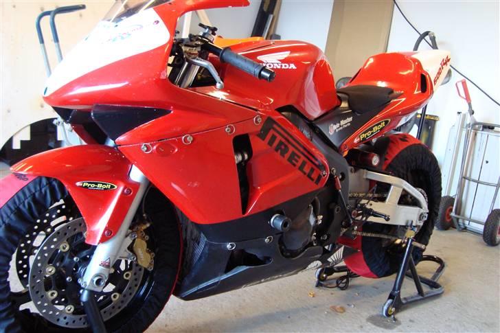 Honda cbr 600 rr billede 4